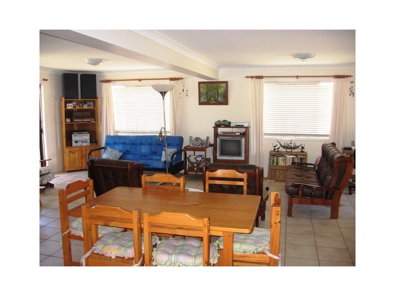 31 Evelyn Street, Zilzie QLD 4710