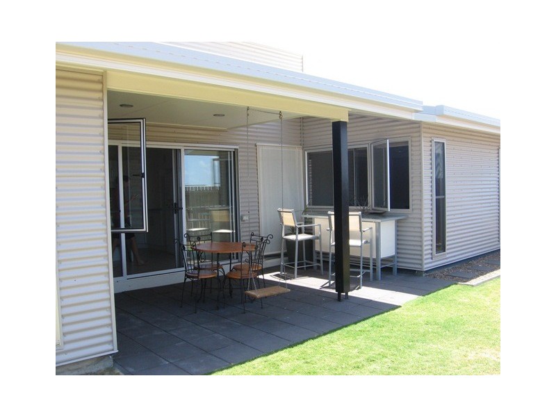 11 Hillside Court, Zilzie QLD 4710