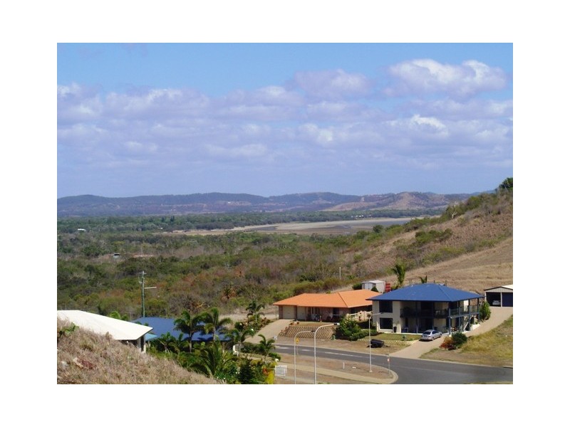 24 Paradise Way, Emu Park QLD 4710