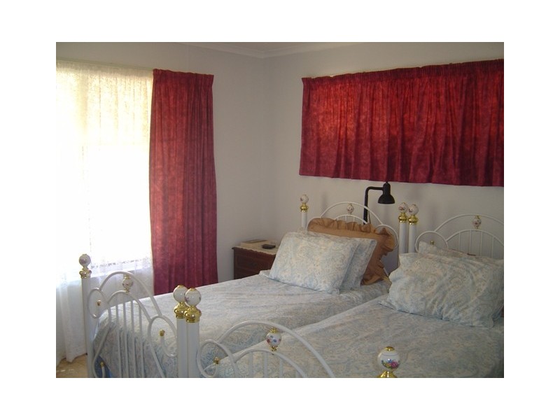 14 Phillip Street, Emu Park QLD 4710