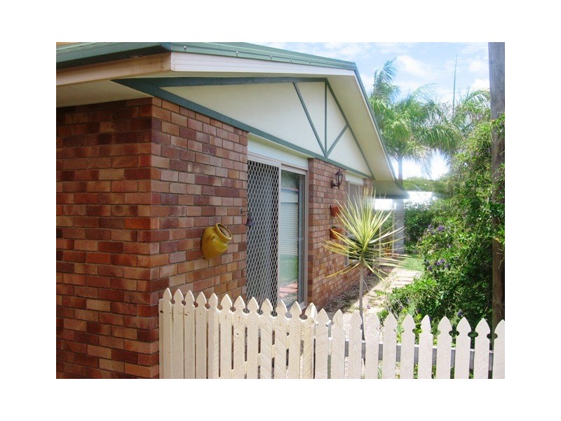 2/10 Comley Street, Zilzie QLD 4710