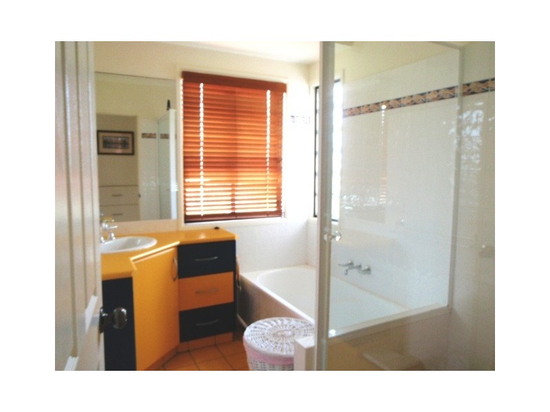64 Paradise Way, Emu Park QLD 4710
