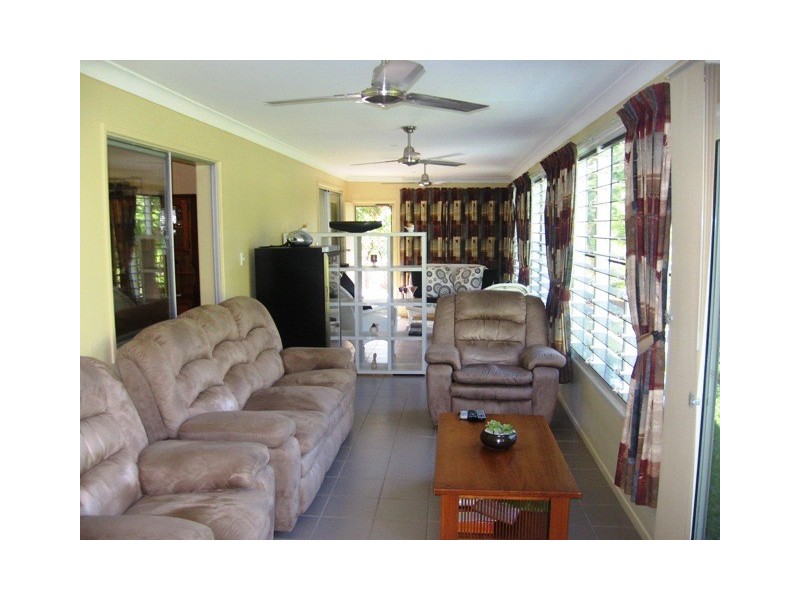 228 Hoffmans Road, Coowonga QLD 4702