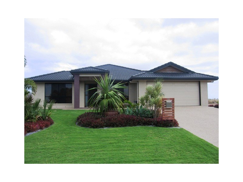 60 Amalfi Drive, Zilzie QLD 4710