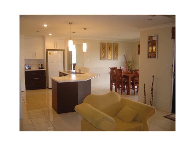 60 Amalfi Drive, Zilzie QLD 4710