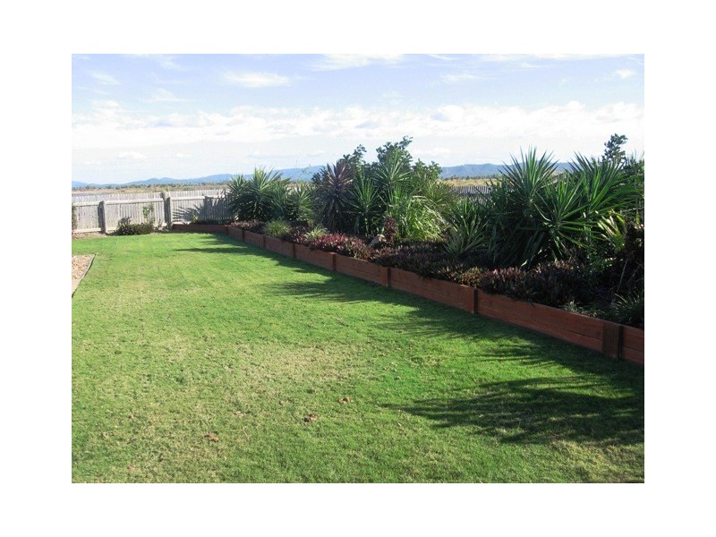60 Amalfi Drive, Zilzie QLD 4710