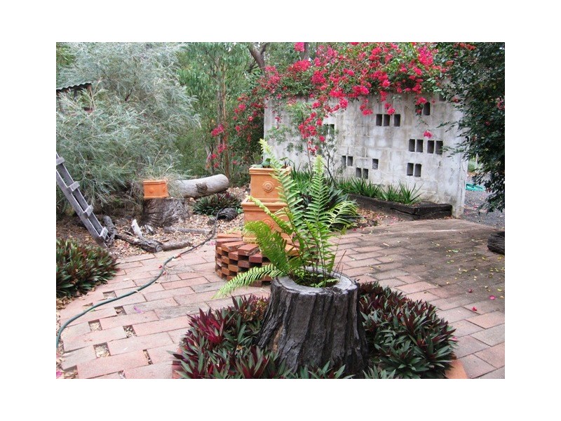 378 Coorooman Creek Road, Cawarral QLD 4702