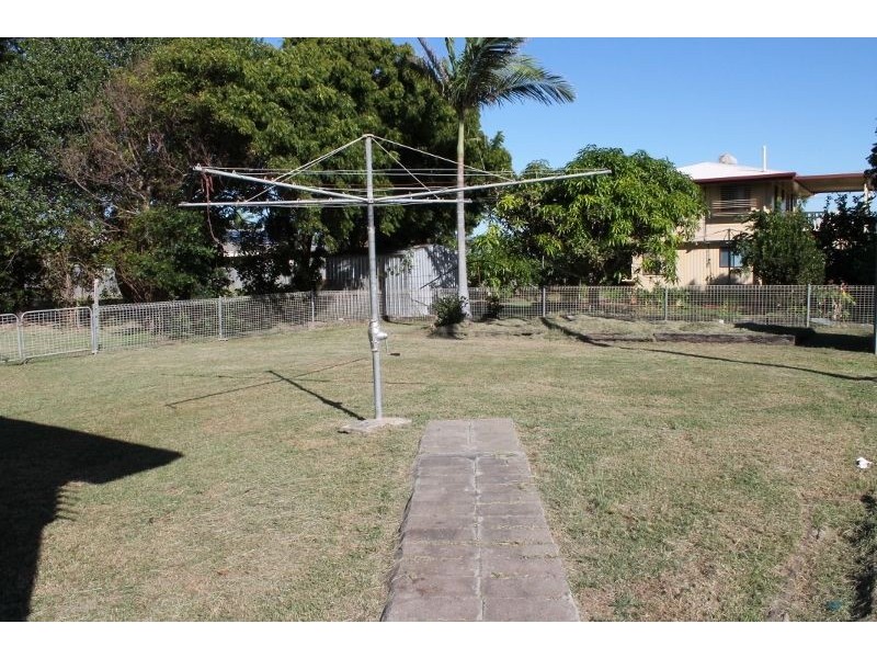 33 Pacific Street, Zilzie QLD 4710