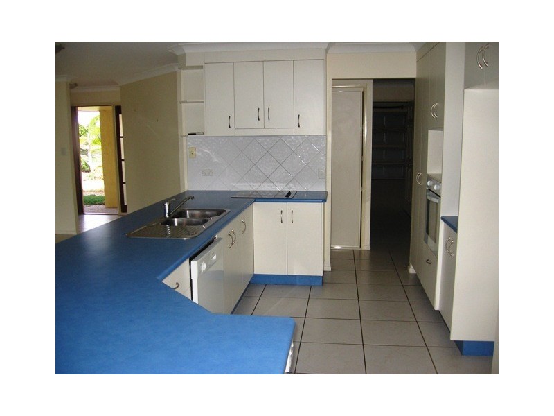 62 Amalfi Drive, Zilzie QLD 4710