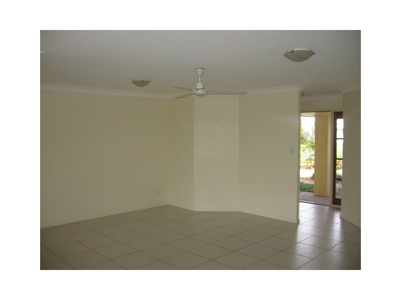 62 Amalfi Drive, Zilzie QLD 4710