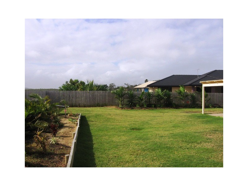 62 Amalfi Drive, Zilzie QLD 4710