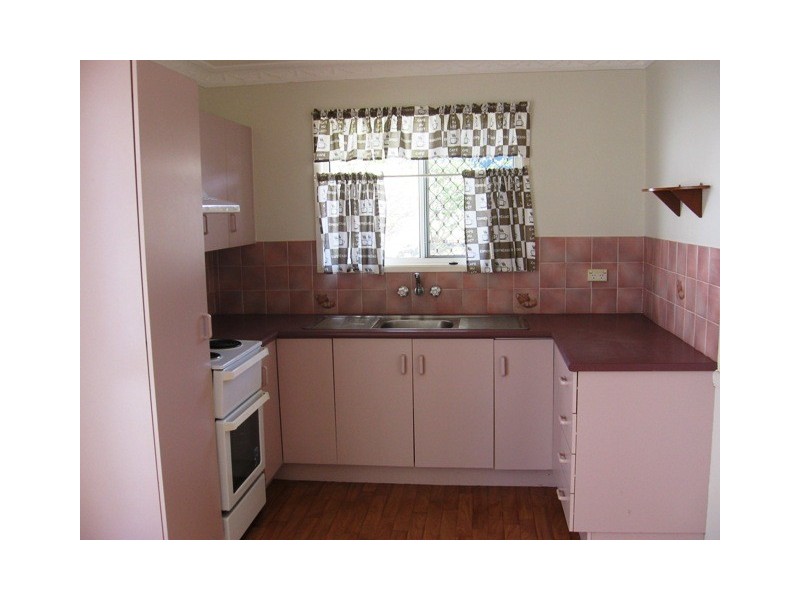 7 Archer Street, Emu Park QLD 4710