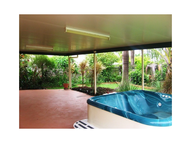 2/10 Comley Street, Zilzie QLD 4710