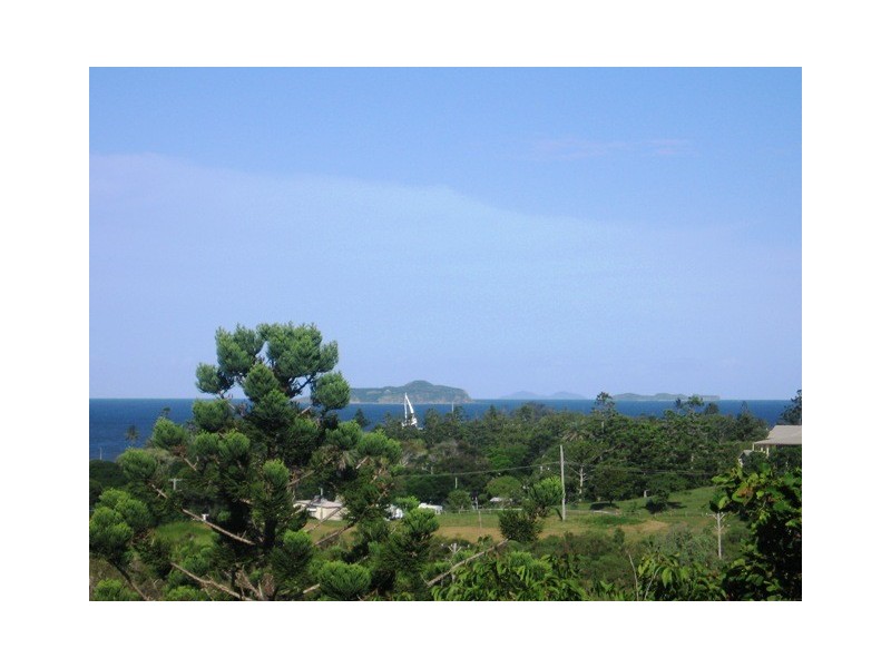 25 Pears Street, Emu Park QLD 4710