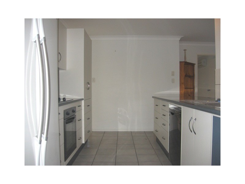 47 Hill Street, Emu Park QLD 4710