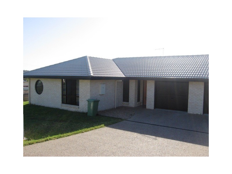 1/64 Hewitt Street, Emu Park QLD 4710
