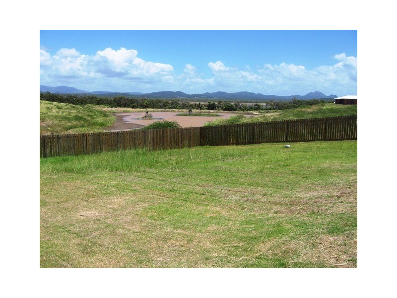 42 The Ridge Way, Zilzie QLD 4710