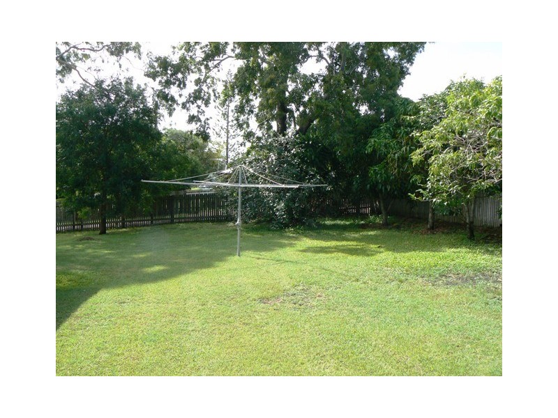 87 Fountain Street, Emu Park QLD 4710