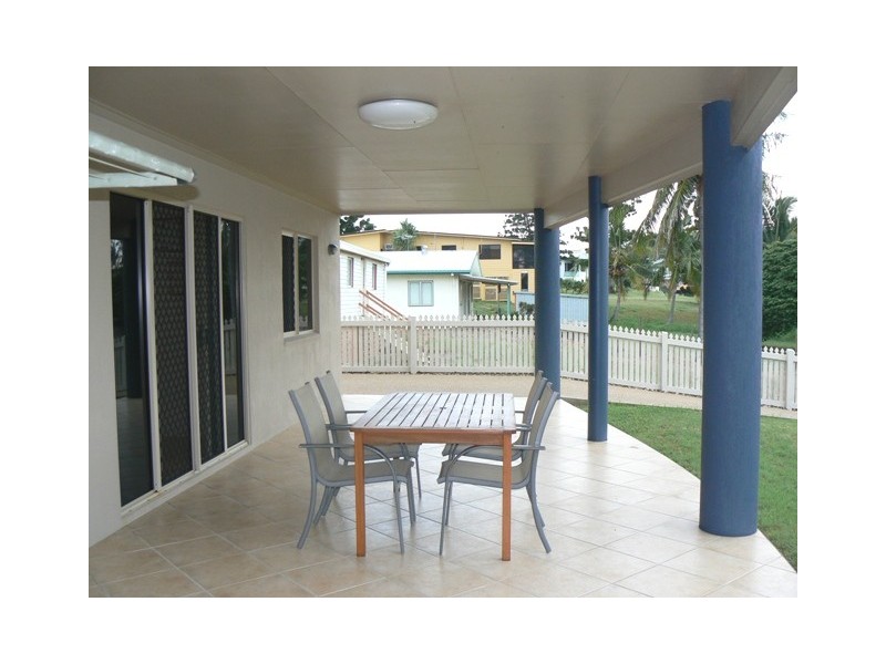 15 Arthur Street, Zilzie QLD 4710