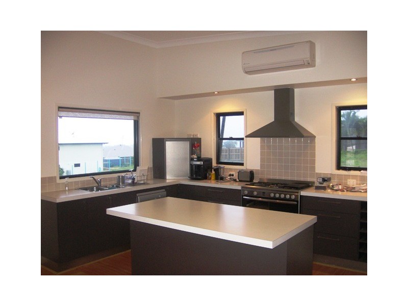 8 Taldora Place, Emu Park QLD 4710