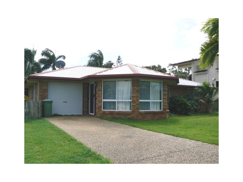 4 O’Donnell Place, Emu Park QLD 4710