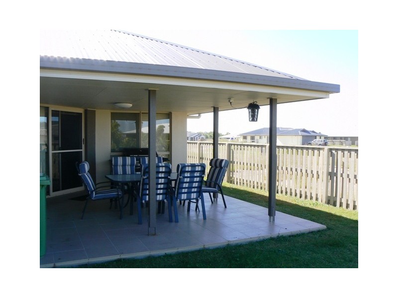 17 Forest Road, Zilzie QLD 4710