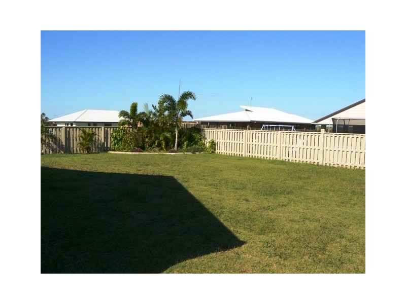 17 Forest Road, Zilzie QLD 4710