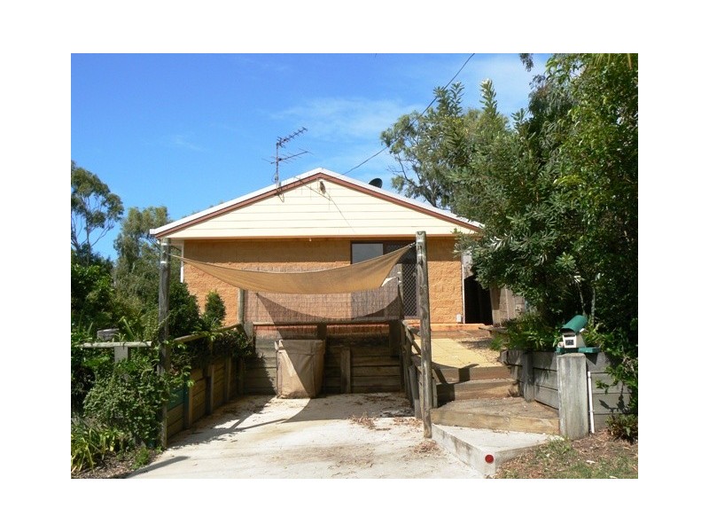 25 Sleeman Street, Emu Park QLD 4710