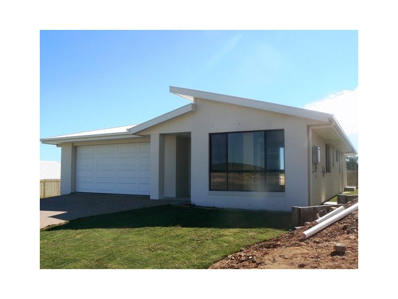 10 The Peak, Zilzie QLD 4710