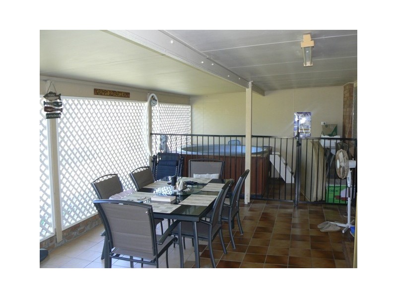 17 Hewitt Street, Emu Park QLD 4710