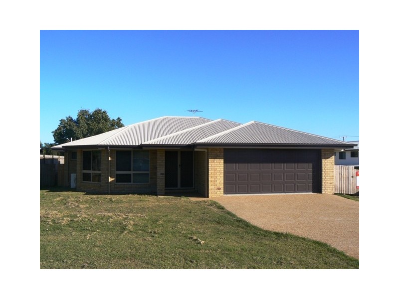 50 Thomas Street, Emu Park QLD 4710