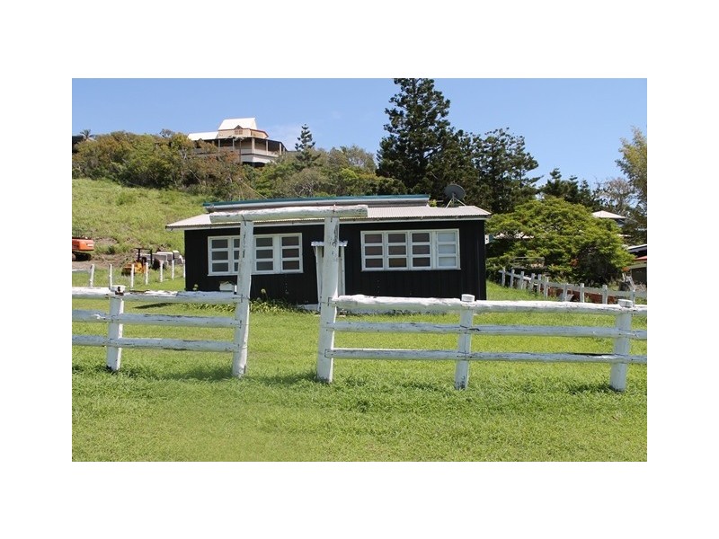 21 Phillip Street, Emu Park QLD 4710