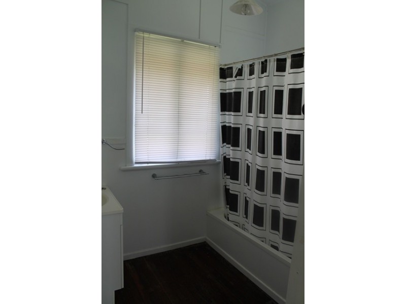 21 Phillip Street, Emu Park QLD 4710