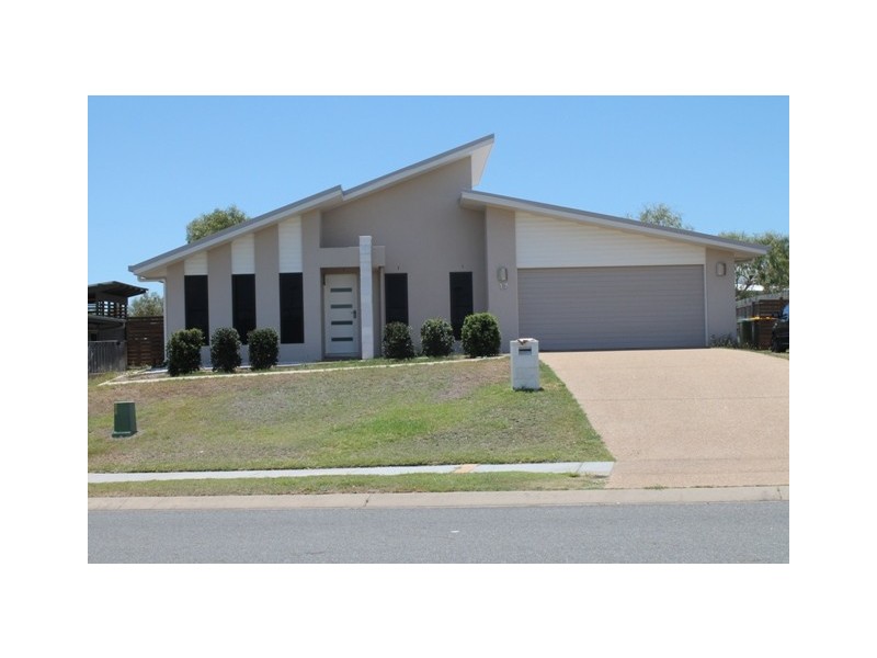 17 Cocoanut Point Drive, Zilzie QLD 4710