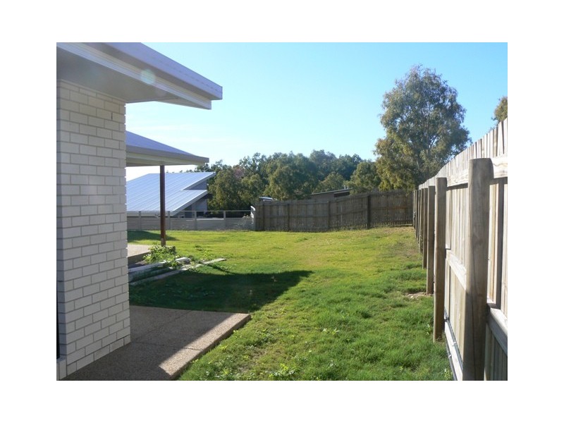 17 Cocoanut Point Drive, Zilzie QLD 4710