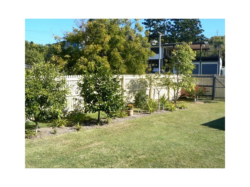 112 Pattison Street, Emu Park QLD 4710