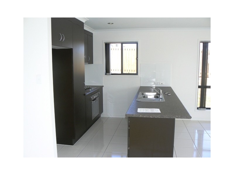 16 The Ridge Way, Zilzie QLD 4710