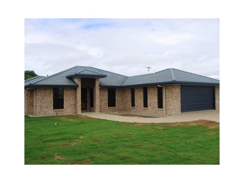 16 Triton Close, Zilzie QLD 4710