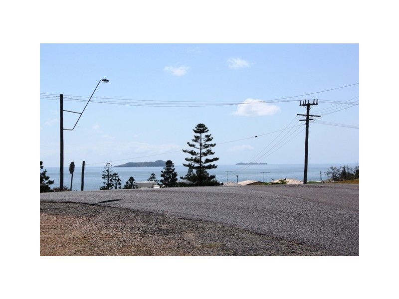 21 Richard Street, Emu Park QLD 4710