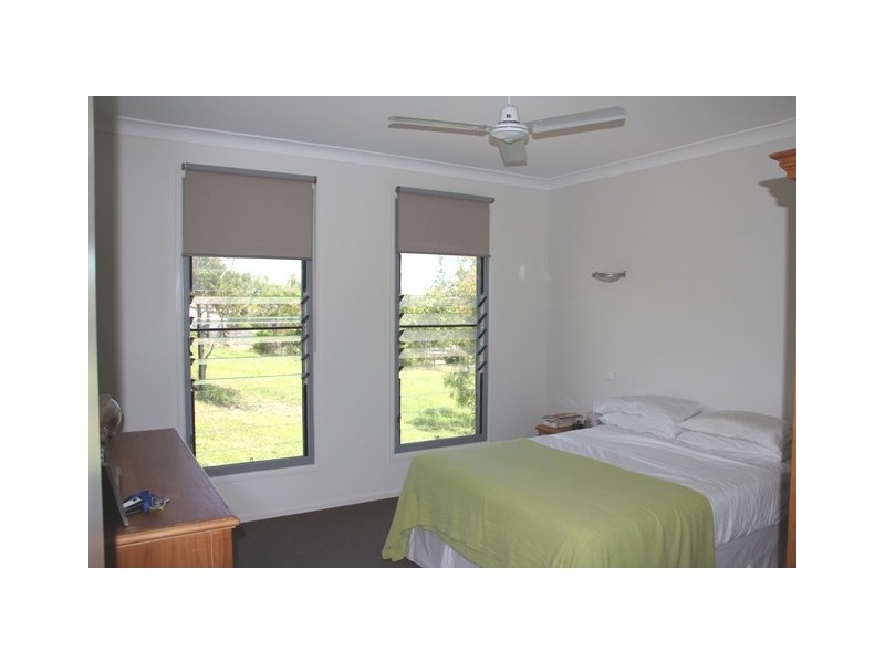 10 Hillside Court, Zilzie QLD 4710