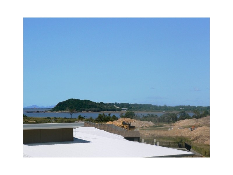 10 The Peak, Zilzie QLD 4710
