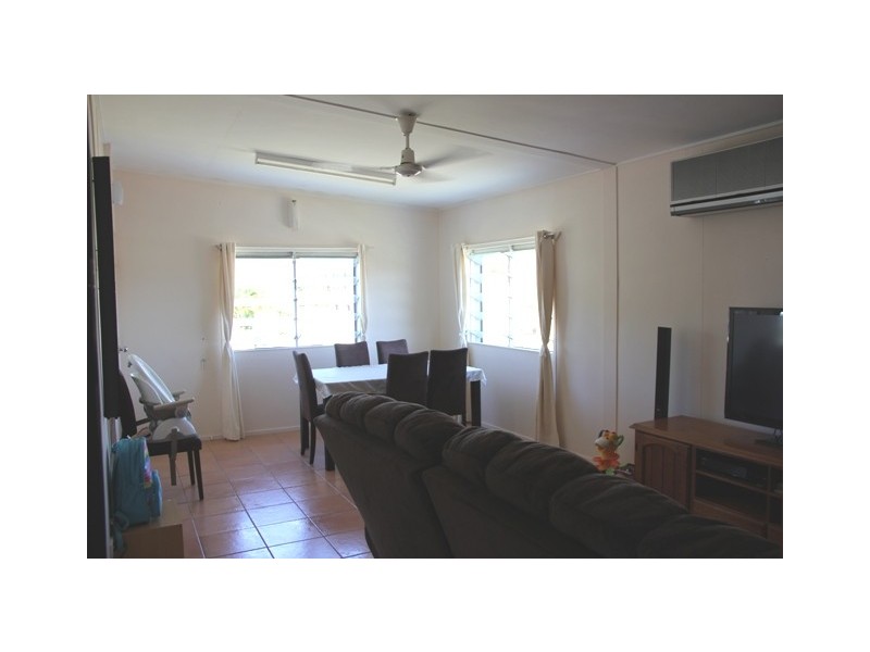 35 Wilbraham Street, Zilzie QLD 4710