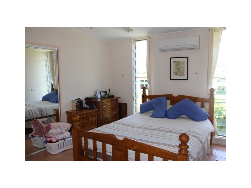 35 Wilbraham Street, Zilzie QLD 4710