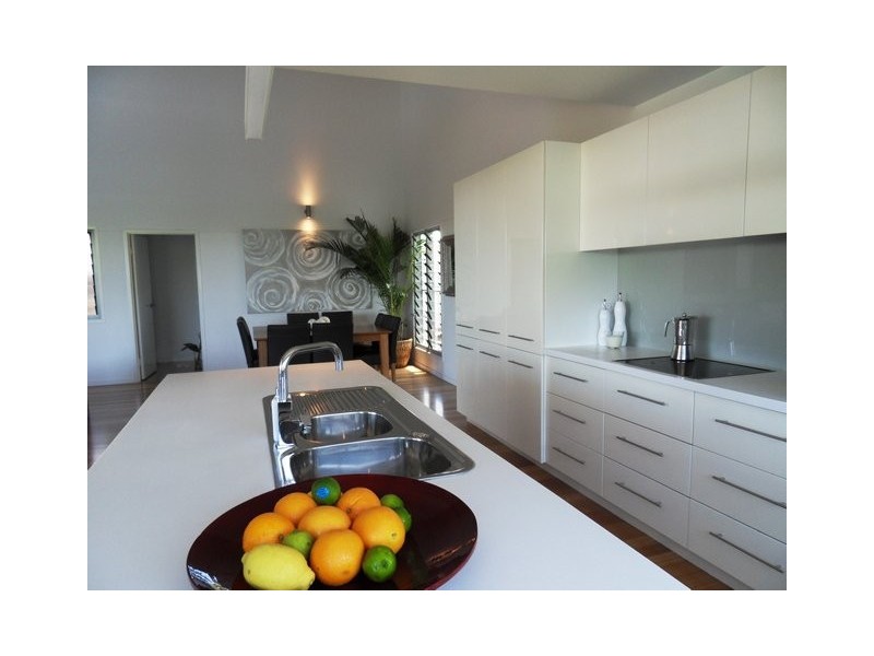 15 Hideaway Road, Zilzie QLD 4710