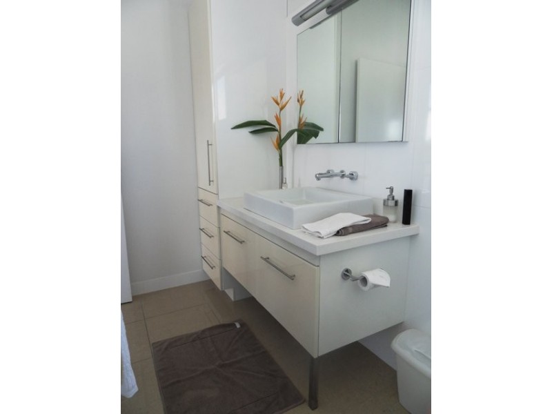 15 Hideaway Road, Zilzie QLD 4710