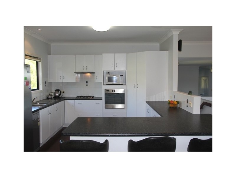 89 Bright Street, Emu Park QLD 4710