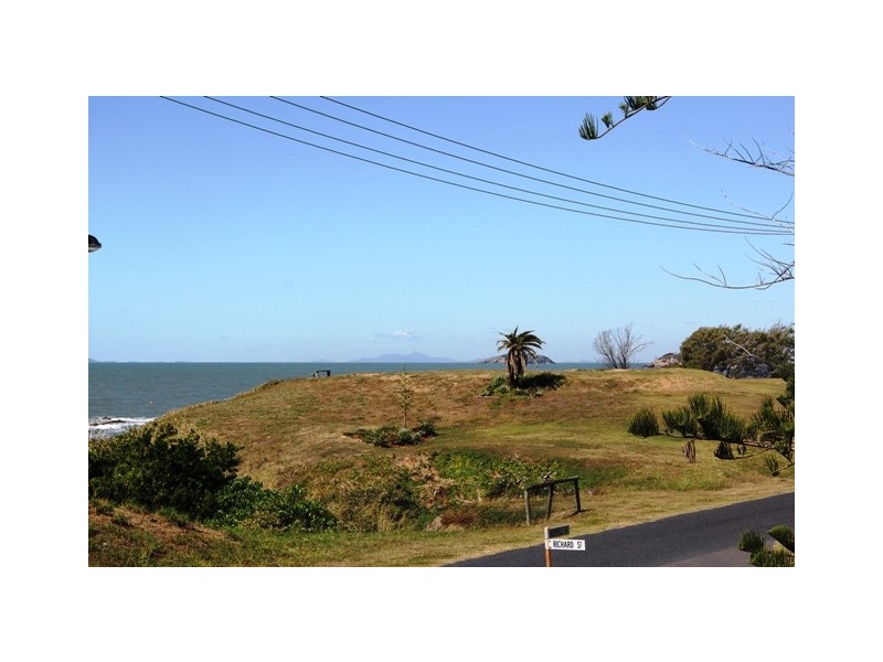 18 Keppel Street, Emu Park QLD 4710