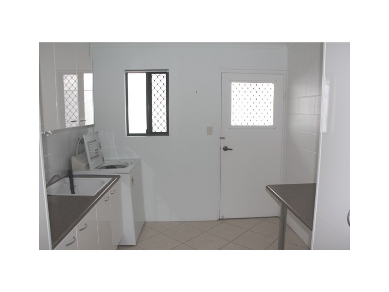 62 Larnach Street, Zilzie QLD 4710