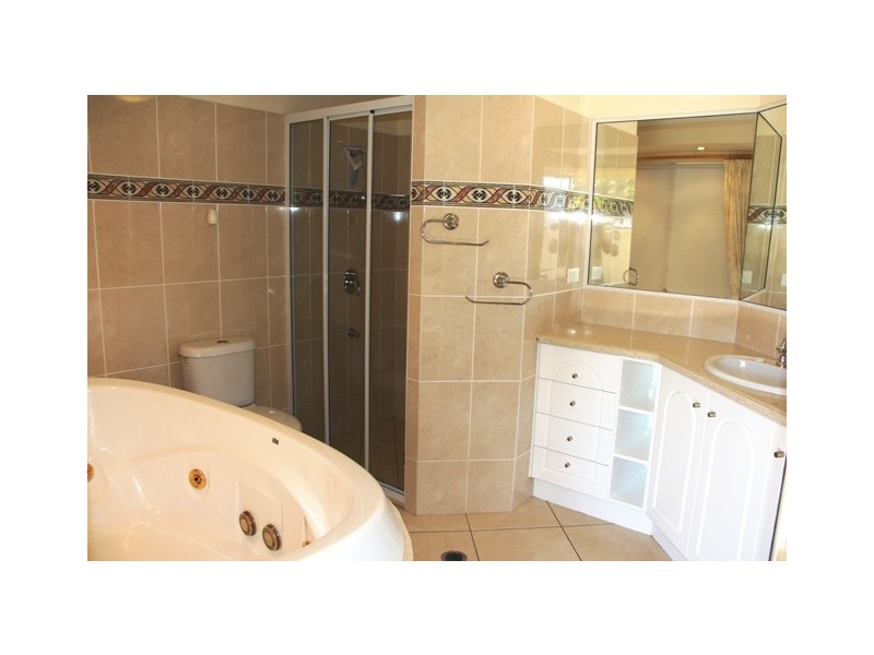 7 San Marino Way, Zilzie QLD 4710