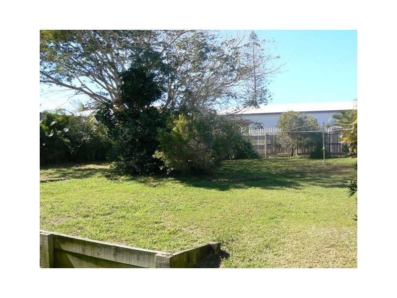 13 Claude Street, Zilzie QLD 4710